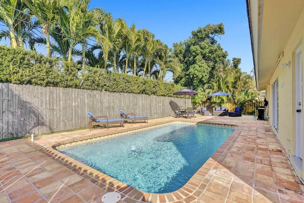 Beautiful 4 Bedrooms/Pool/Walk To Beach Deerfield Beach Extérieur photo