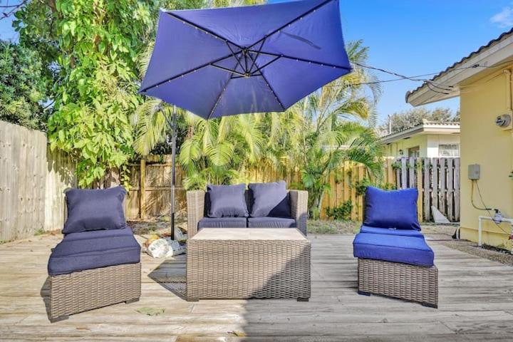 Beautiful 4 Bedrooms/Pool/Walk To Beach Deerfield Beach Extérieur photo