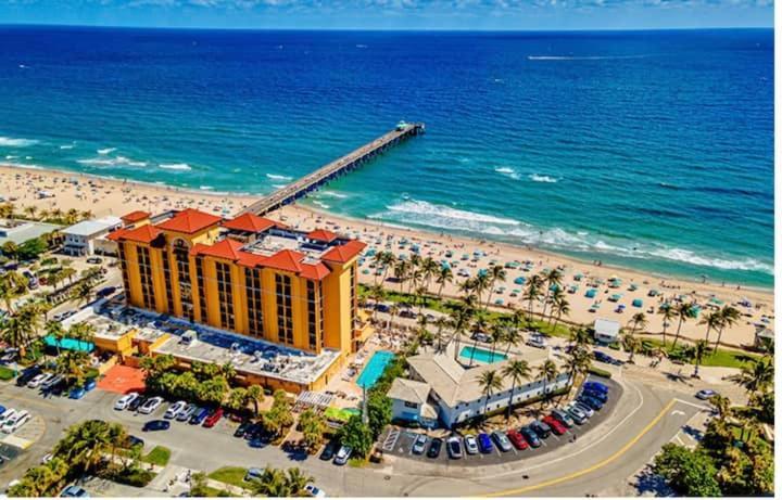 Beautiful 4 Bedrooms/Pool/Walk To Beach Deerfield Beach Extérieur photo